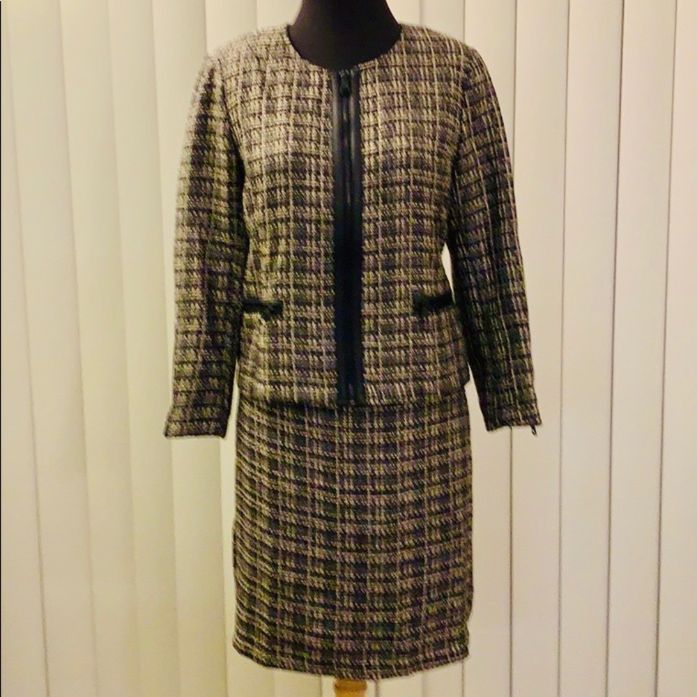 Vintage Banana Republic Bouclé Tweed Skirt Suit Set Faux Leather Trim.